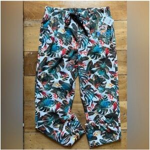 Kavu | Monstera Bucerias Pleated Pants-  Joggers with pockets size XXS |